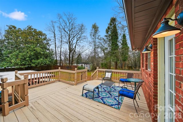 4776 Kennedy Street, Hickory, NC 28602