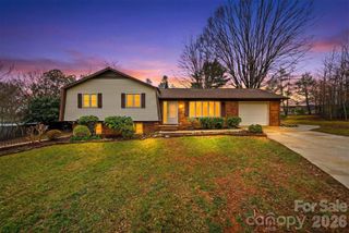 4776 Kennedy Street, Hickory, NC 28602