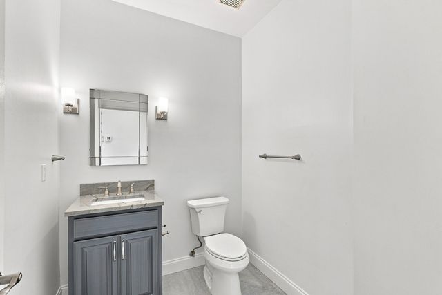 6799 Augusta Court, West Palm Beach, FL 33412