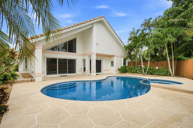 6799 Augusta Court, West Palm Beach, FL 33412