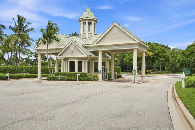 6799 Augusta Court, West Palm Beach, FL 33412