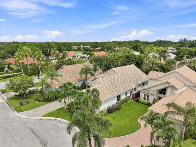 6799 Augusta Court, West Palm Beach, FL 33412