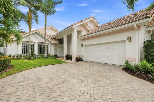 6799 Augusta Court, West Palm Beach, FL 33412