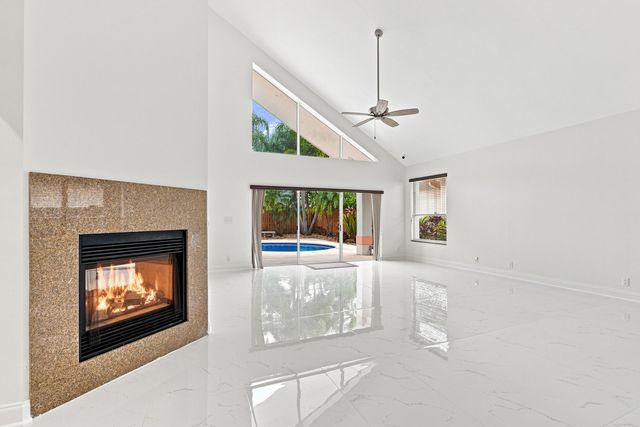 6799 Augusta Court, West Palm Beach, FL 33412