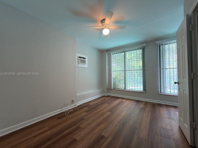 8335 NE 3rd Ave 3, Miami, FL 33138