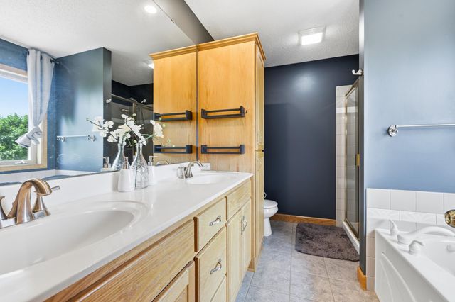 6499 160th Street E, Hastings, MN 55033