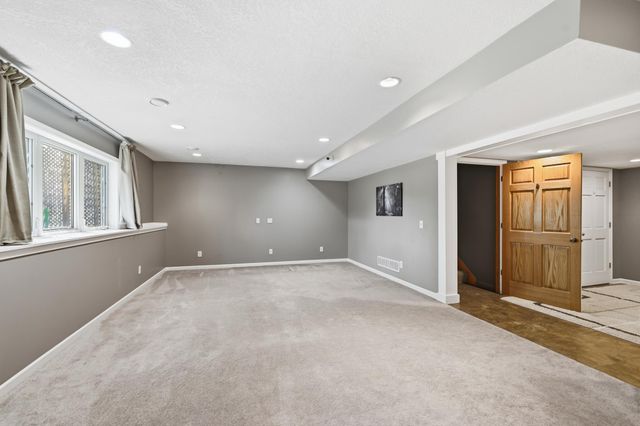 6499 160th Street E, Hastings, MN 55033