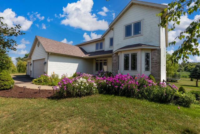6499 160th Street E, Hastings, MN 55033
