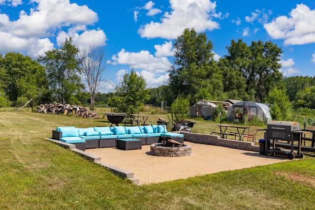 6499 160th Street E, Hastings, MN 55033