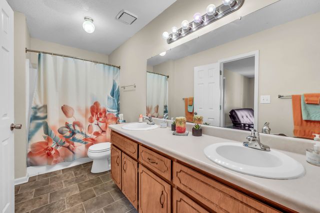3490 Barkers Mill Rd, Clarksville, TN 37042
