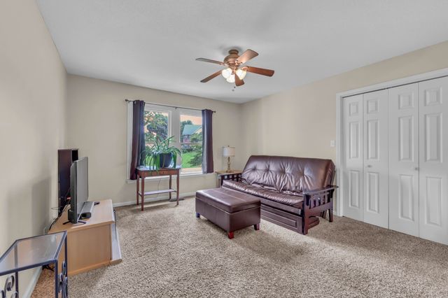 3490 Barkers Mill Rd, Clarksville, TN 37042