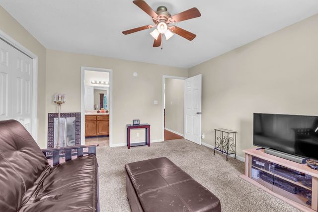 3490 Barkers Mill Rd, Clarksville, TN 37042