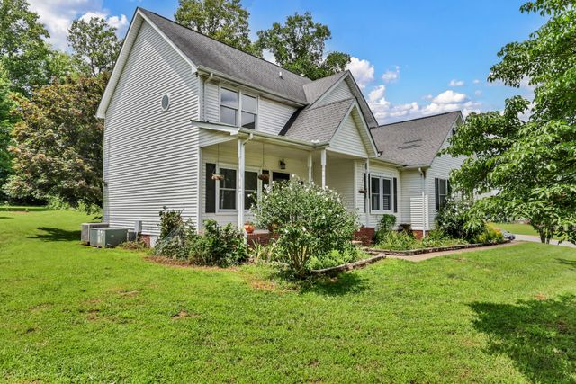 3490 Barkers Mill Rd, Clarksville, TN 37042