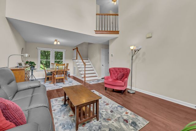 3490 Barkers Mill Rd, Clarksville, TN 37042