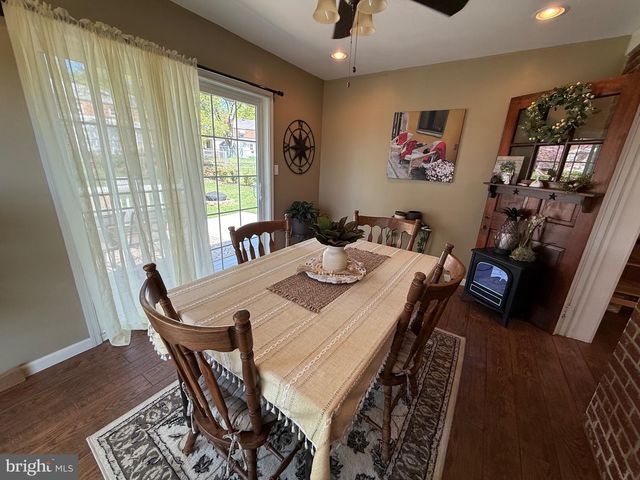 345 E HIGH ST, Middletown, PA 17057