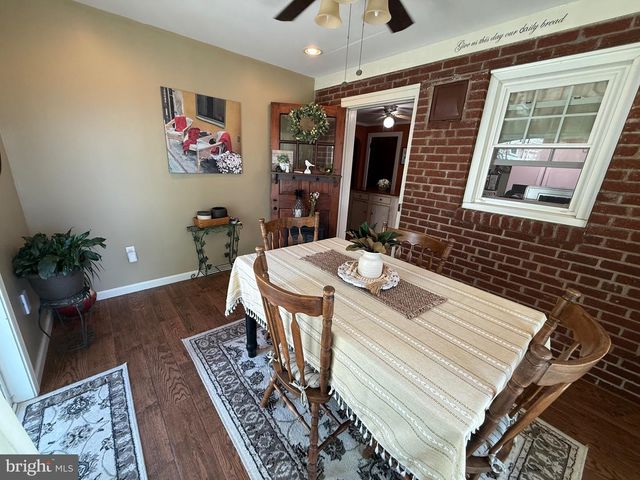 345 E HIGH ST, Middletown, PA 17057