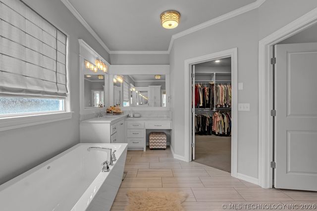 12454 S 105th Avenue E, Bixby, OK 74008