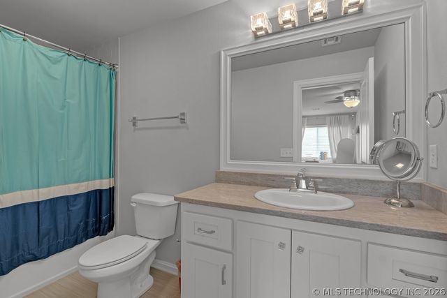 12454 S 105th Avenue E, Bixby, OK 74008