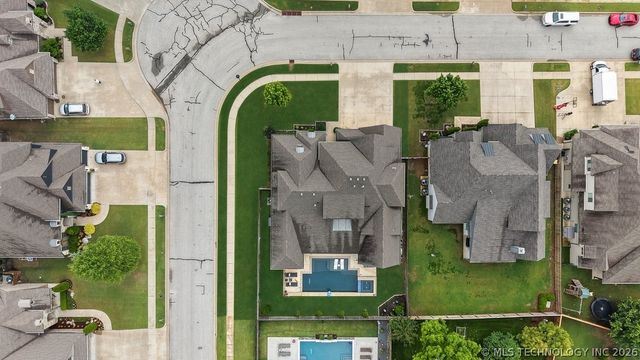 12454 S 105th Avenue E, Bixby, OK 74008