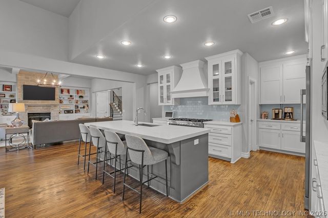 12454 S 105th Avenue E, Bixby, OK 74008