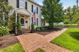 428 N Taylor Avenue, Kirkwood, MO 63122