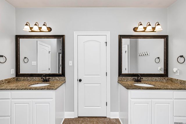 4084 Stonewall Dr, Addis, LA 70710