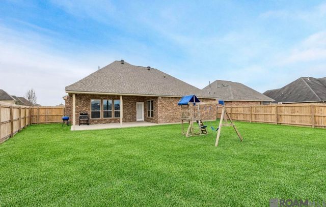 4084 Stonewall Dr, Addis, LA 70710