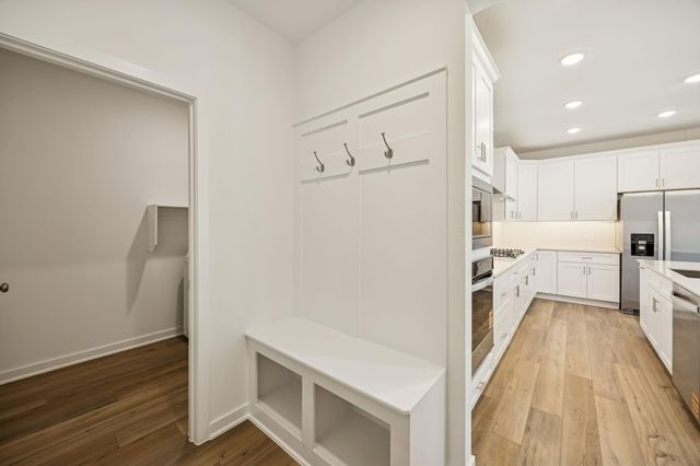 214 Prairie Ridge Lane, Montgomery, TX 77356