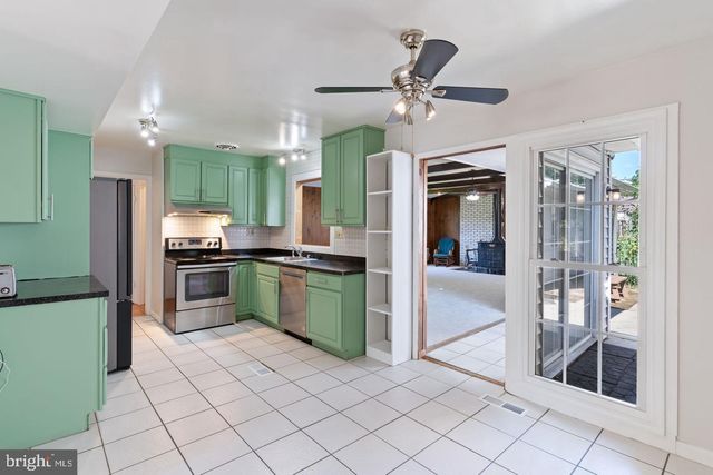 2914 STONYBROOK DR, Bowie, MD 20715