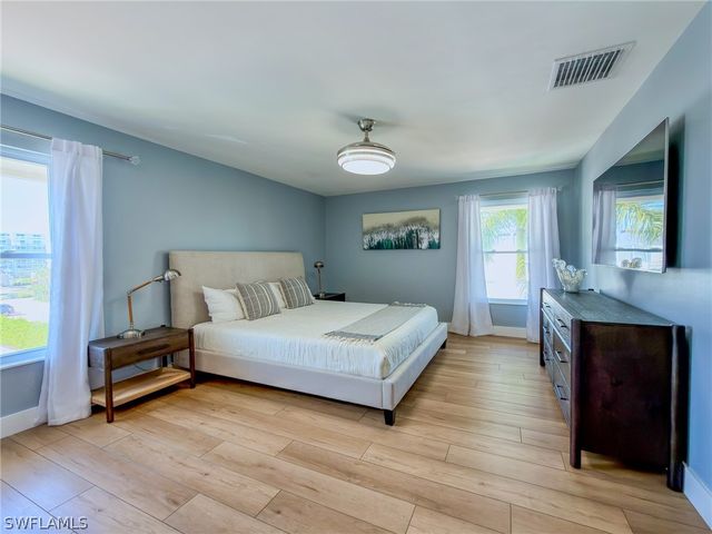 1910 Gulf Shore BLVD N 312, Naples, FL 34102