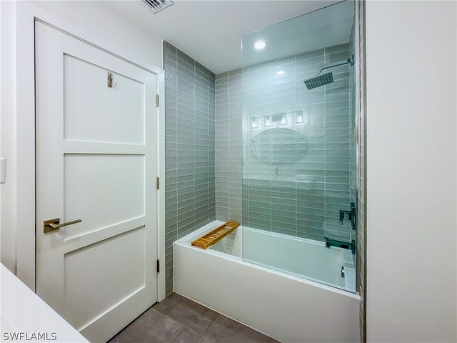 1910 Gulf Shore BLVD N 312, Naples, FL 34102