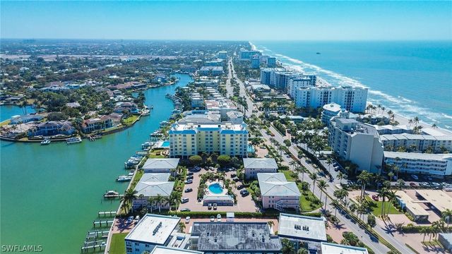 1910 Gulf Shore BLVD N 312, Naples, FL 34102