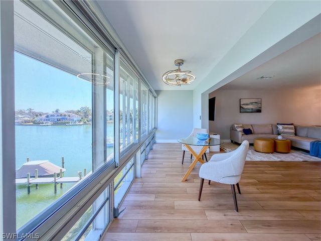 1910 Gulf Shore BLVD N 312, Naples, FL 34102