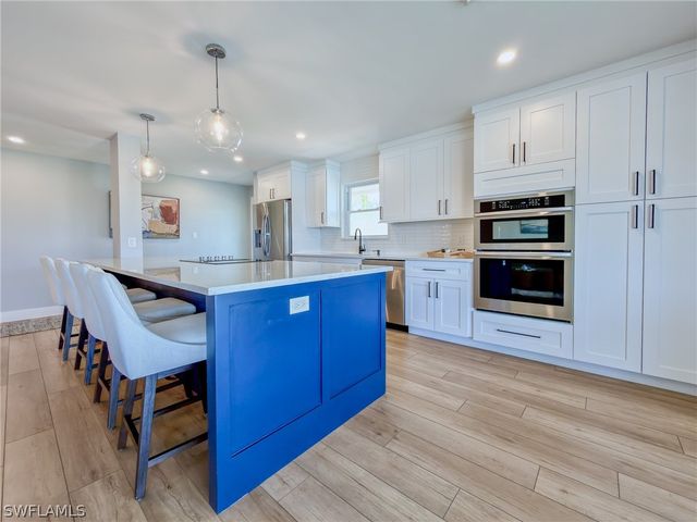 1910 Gulf Shore BLVD N 312, Naples, FL 34102