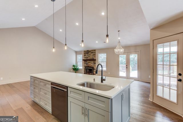 477 Cedar Trail, Winder, GA 30680