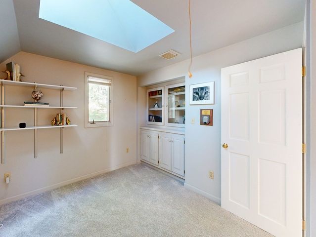 12 Downey Pl, Hopkinton, MA 01748