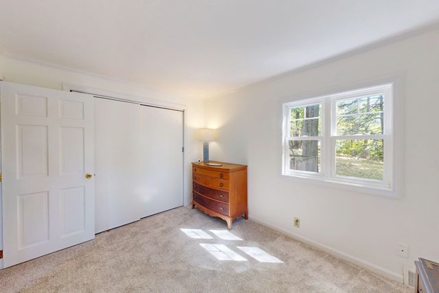 12 Downey Pl, Hopkinton, MA 01748