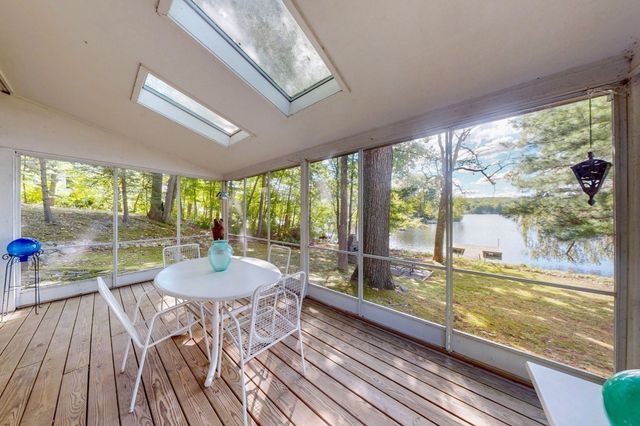 12 Downey Pl, Hopkinton, MA 01748