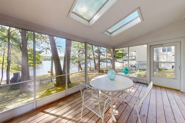 12 Downey Pl, Hopkinton, MA 01748
