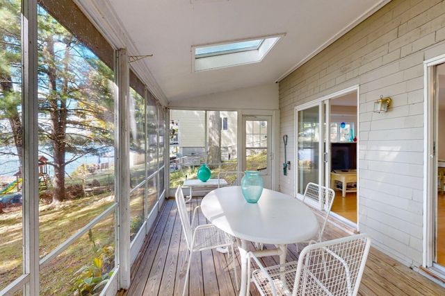 12 Downey Pl, Hopkinton, MA 01748