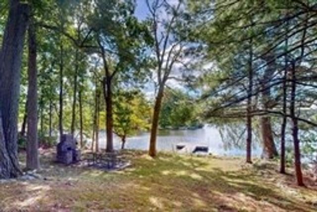 12 Downey Pl, Hopkinton, MA 01748