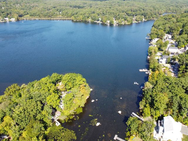 12 Downey Pl, Hopkinton, MA 01748