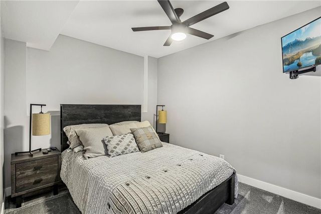 2100 Prairie Creek Drive, Kearney, MO 64060