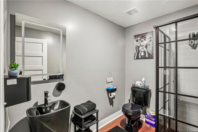 2100 Prairie Creek Drive, Kearney, MO 64060