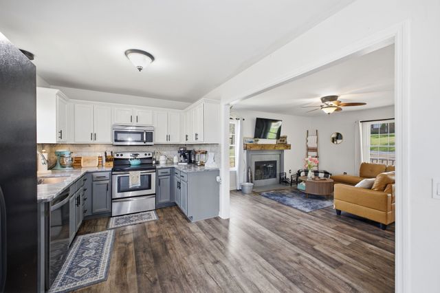7524 Cherokee Hills Rd, Fairview, TN 37062