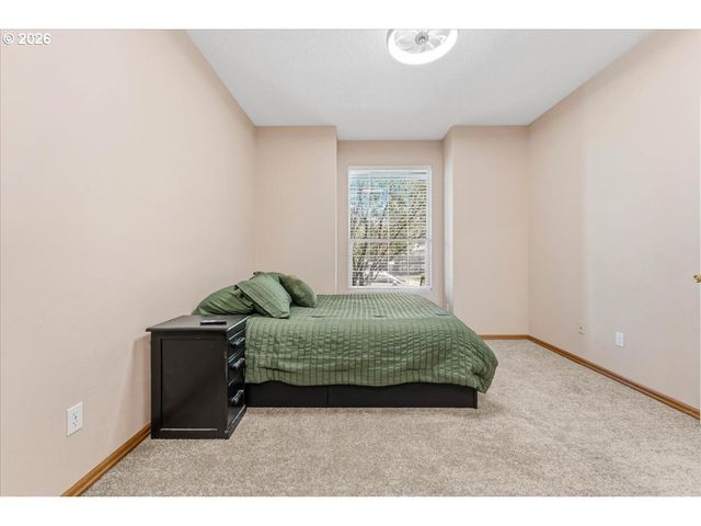1545 Ne 132ND Ave, Portland, OR 97230