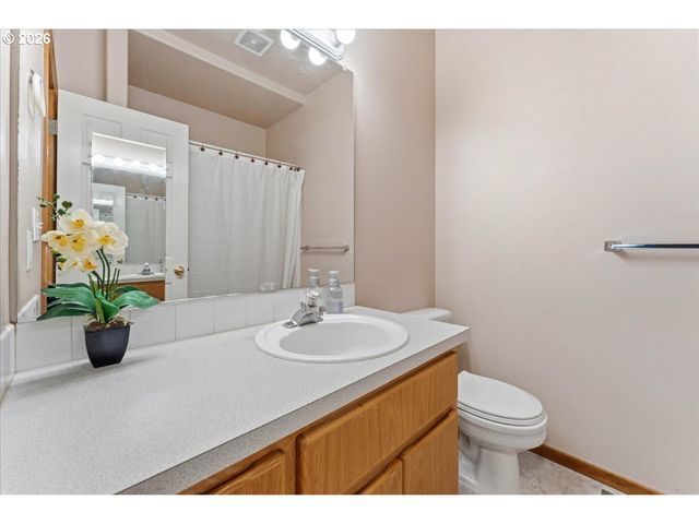 1545 Ne 132ND Ave, Portland, OR 97230