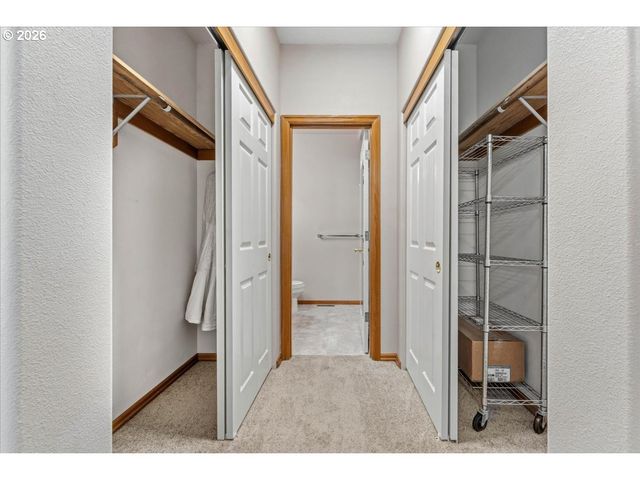 1545 Ne 132ND Ave, Portland, OR 97230