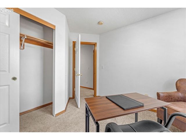 1545 Ne 132ND Ave, Portland, OR 97230