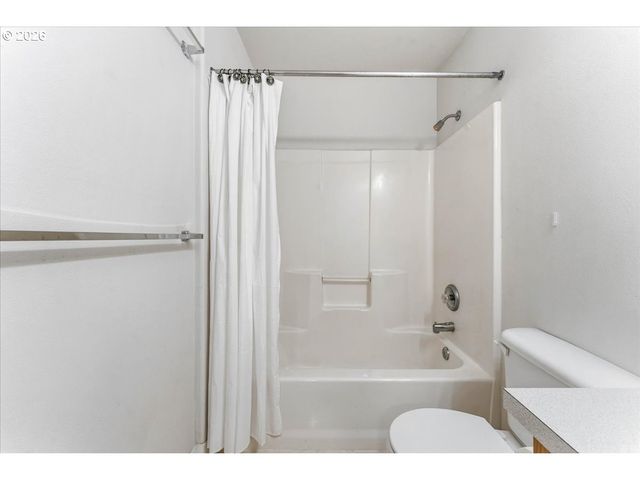 1545 Ne 132ND Ave, Portland, OR 97230